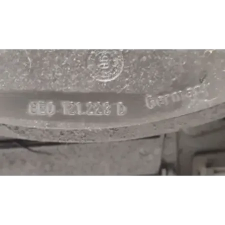 Armature avant audi a4 8h