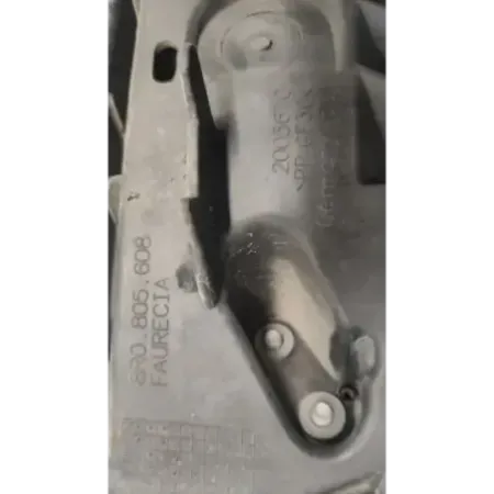 Support phare  droit audi q5