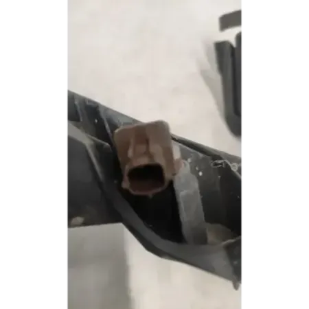 Support phare gauche audi q5