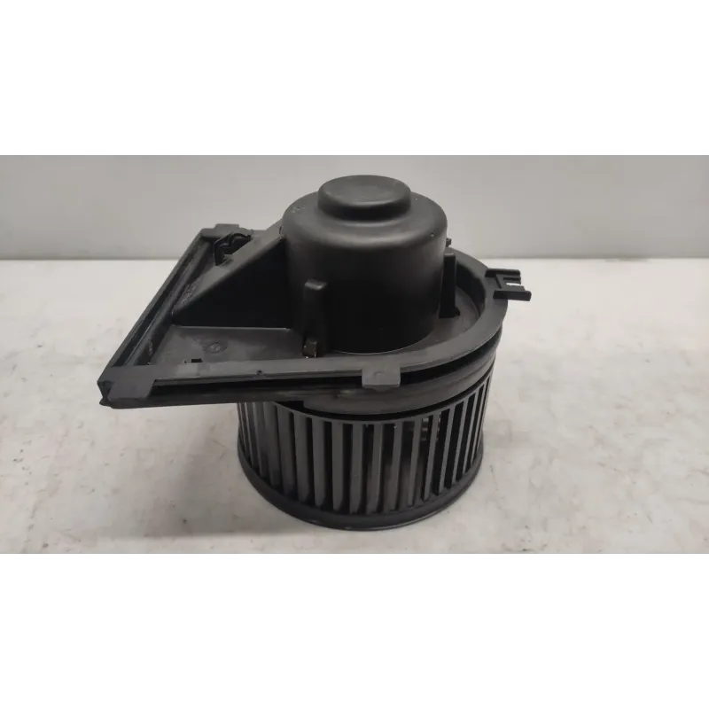 Ventilateur de chauffage audi a3 8l