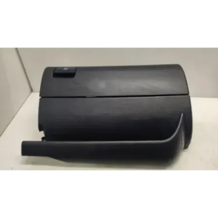 Boite a gants audi a3 8l