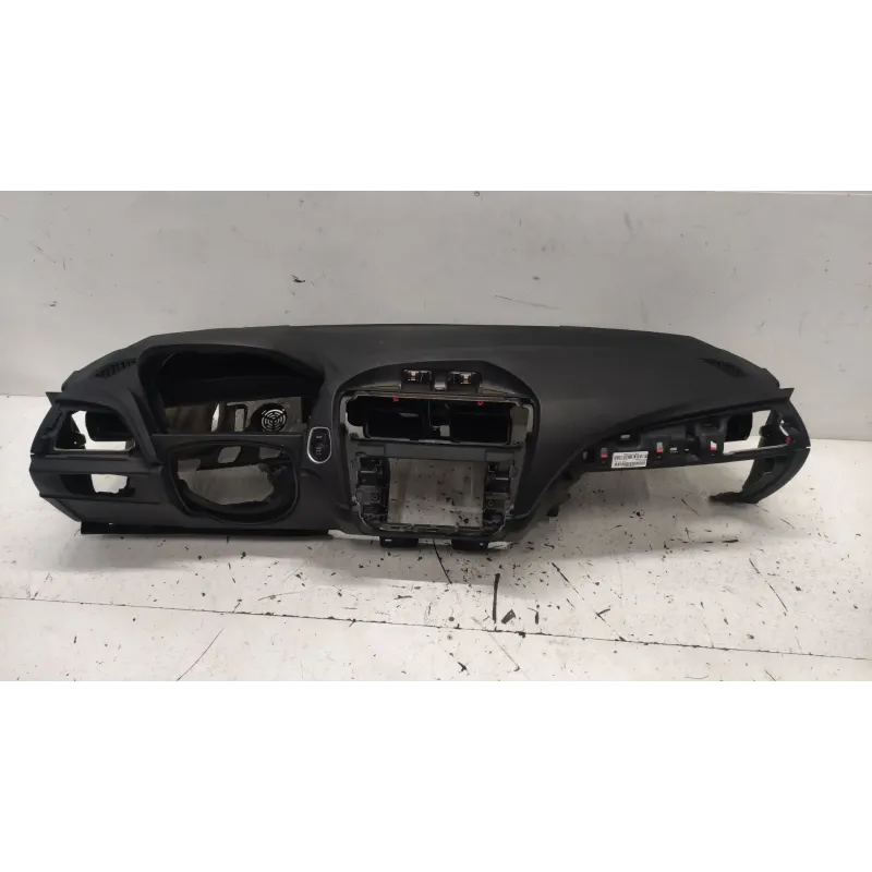 Planche de bord bmw serie 1 f20/f21