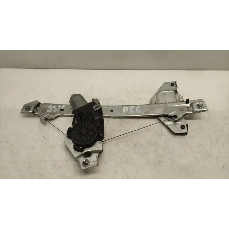Mecanisme + moteur de leve-glace arriere gauche citroen c3 2
