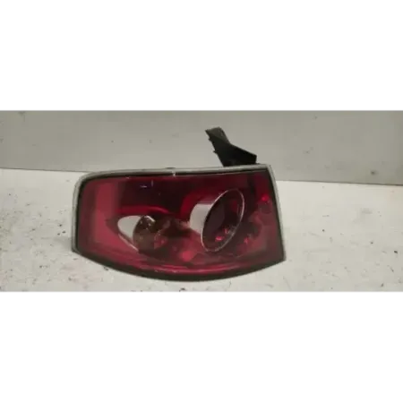 Feu arriere gauche seat ibiza iii 6l