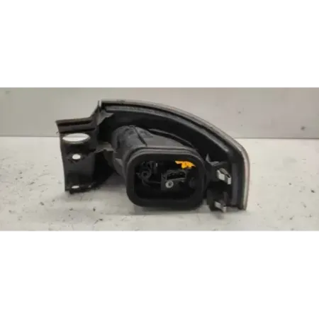 Feu arriere gauche seat ibiza iii 6l