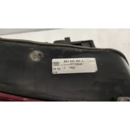 Feu arriere interieur gauche audi a3 8v