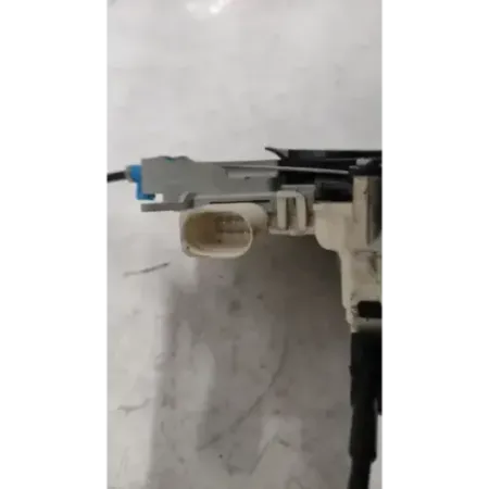 Serrure porte arriere droite audi a3 8v