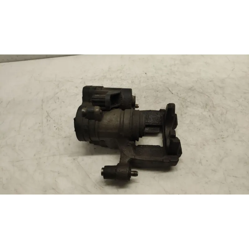 Etrier de frein arriere droit audi a3 8v