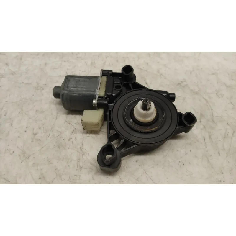 Moteur leve-glace arriere droit audi a3 8v