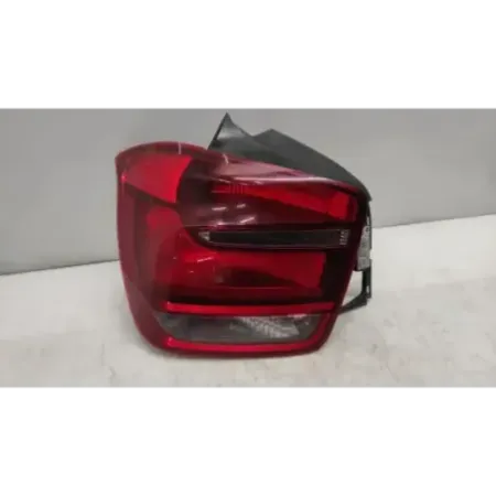 Feu arriere gauche bmw serie 1 f20/f21