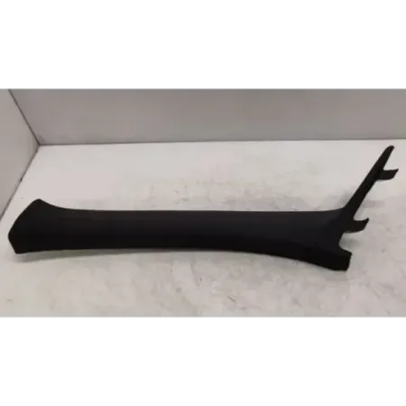 Montant de pare brise avant gauche bmw serie 1 f20/f21