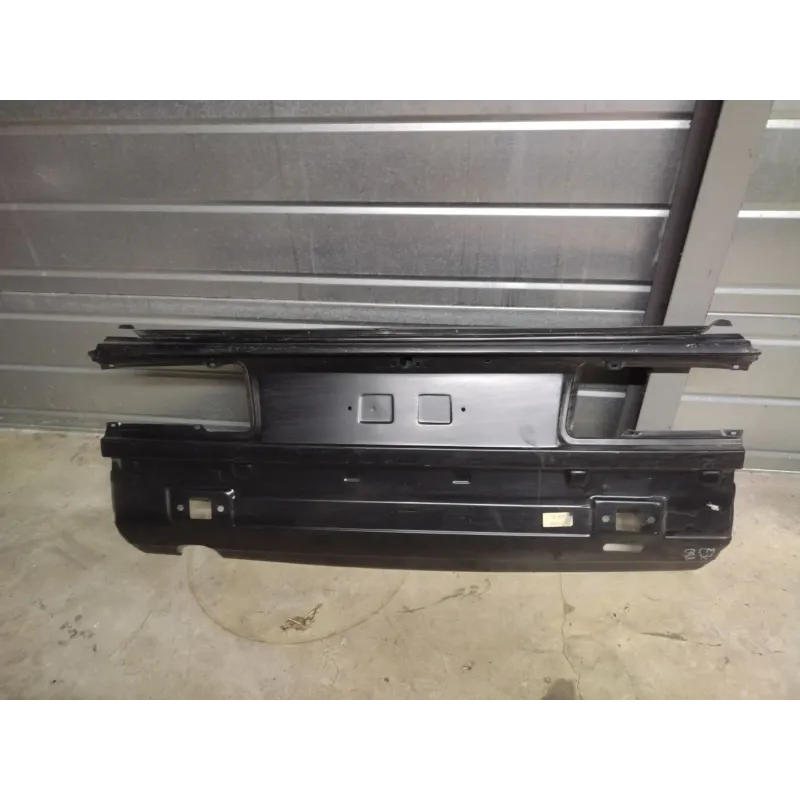 Tole coffre bmw serie 3 e30