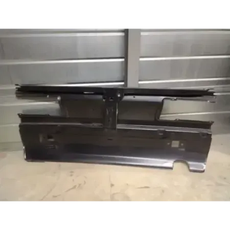 Tole coffre bmw serie 3 e30