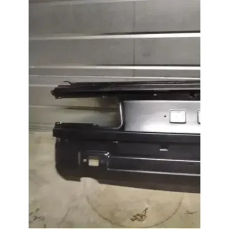 Tole coffre bmw serie 3 e30