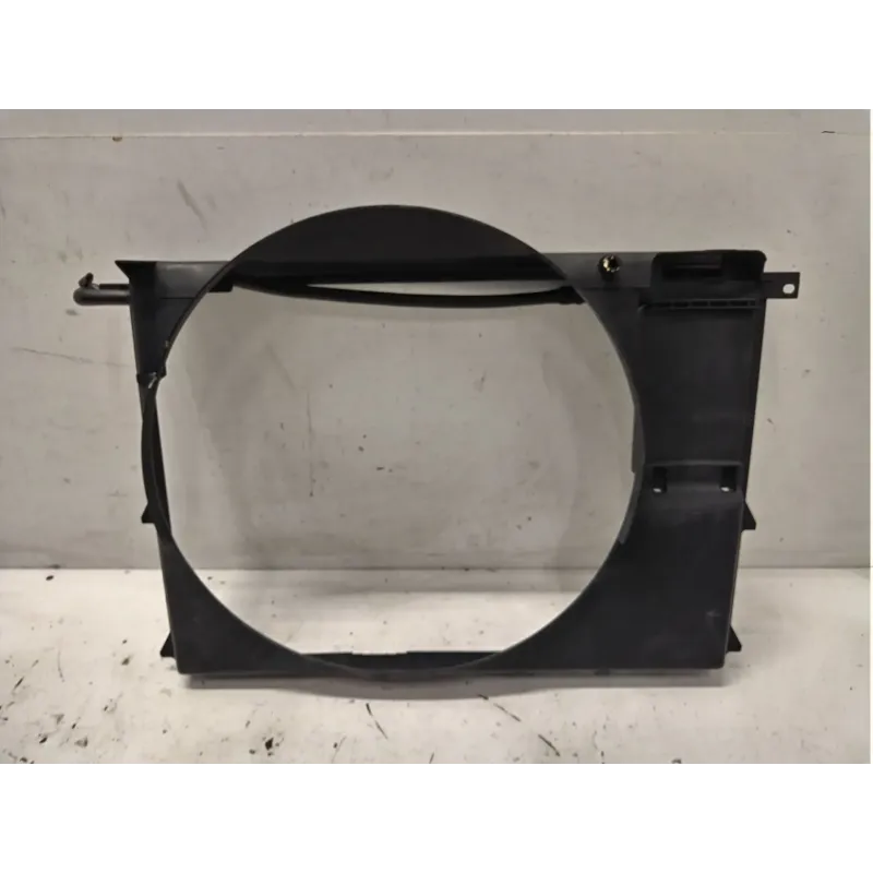 Buse ventilateur bmw serie 8 e31