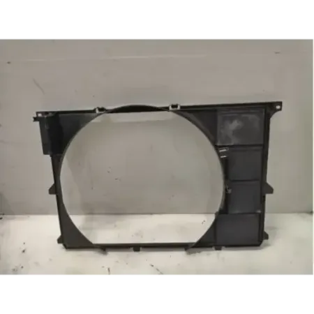 Buse ventilateur bmw serie 7 e32