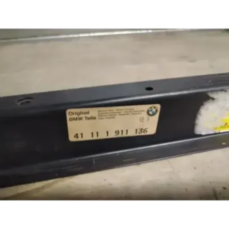 Traverse arriere bmw serie 3 e30