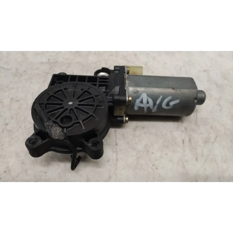 Moteur leve-glace avant gauche bmw serie 3 e46