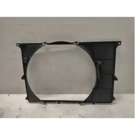 Buse ventilateur bmw serie 7 e32