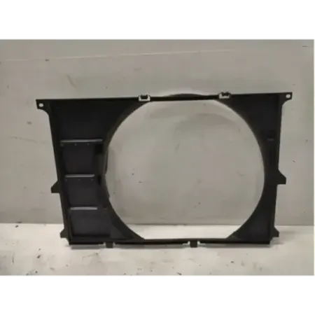Buse ventilateur bmw serie 7 e32