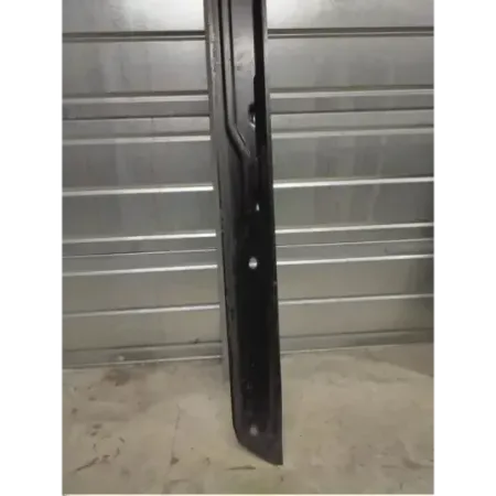 Bas de caisse droit bmw 2002