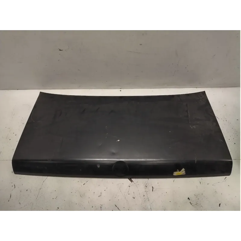 Malle / hayon / coffre bmw serie 3 e21