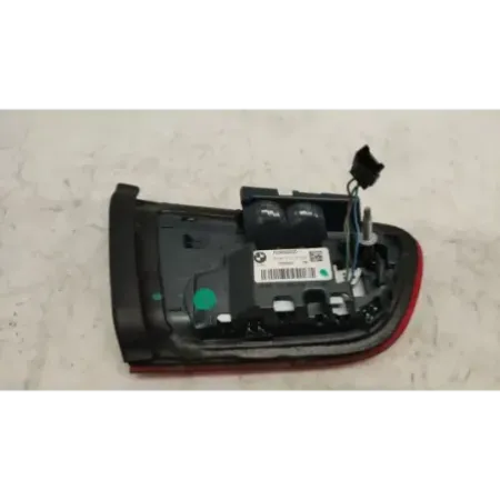 Feu arriere interieur droit bmw serie 1 f20/f21