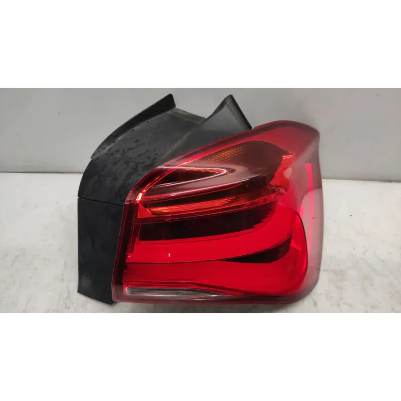Feu arriere droit bmw serie 1 f20/f21