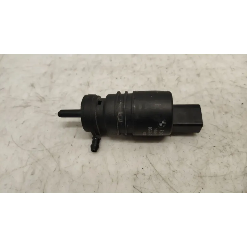 Pompe lave-glace avant bmw serie 3 e46