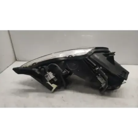 Phare droit peugeot ion