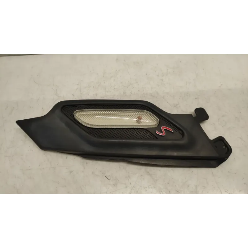 Baguette aile avant gauche mini countryman r60