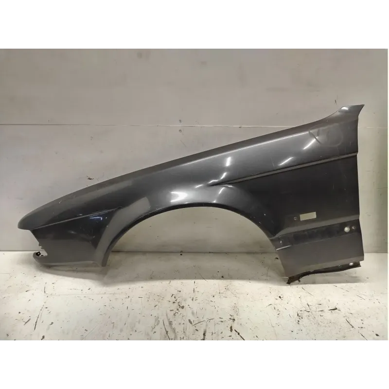 Aile avant gauche bmw serie 7 e32