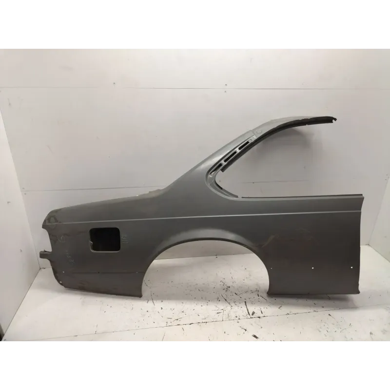 Aile arriere droite bmw serie 6 e24