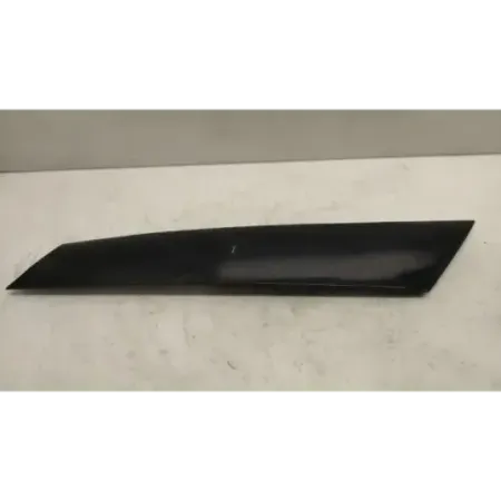 Montant de pare brise avant droit mini r56