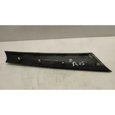 Montant de pare brise avant droit mini r56