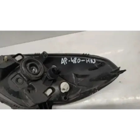 Phare droit dacia sandero 1 i