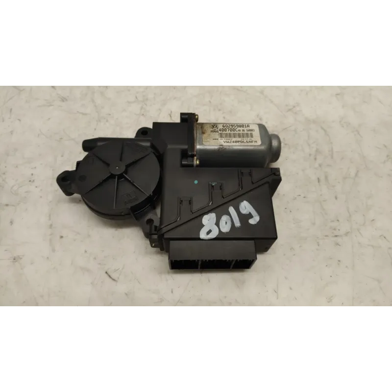 Moteur leve-glace avant gauche volkswagen polo 9n iv