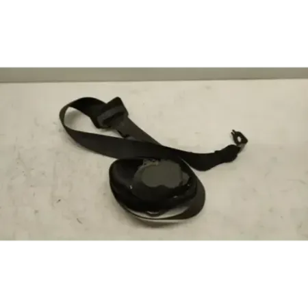 Ceinture arriere gauche volkswagen golf 3 iii