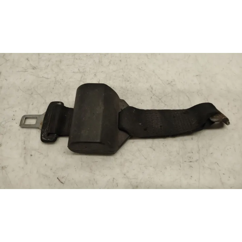 Ceinture centrale arriere volkswagen golf 1 i