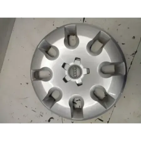 Enjoliveur de roue audi a1 8x