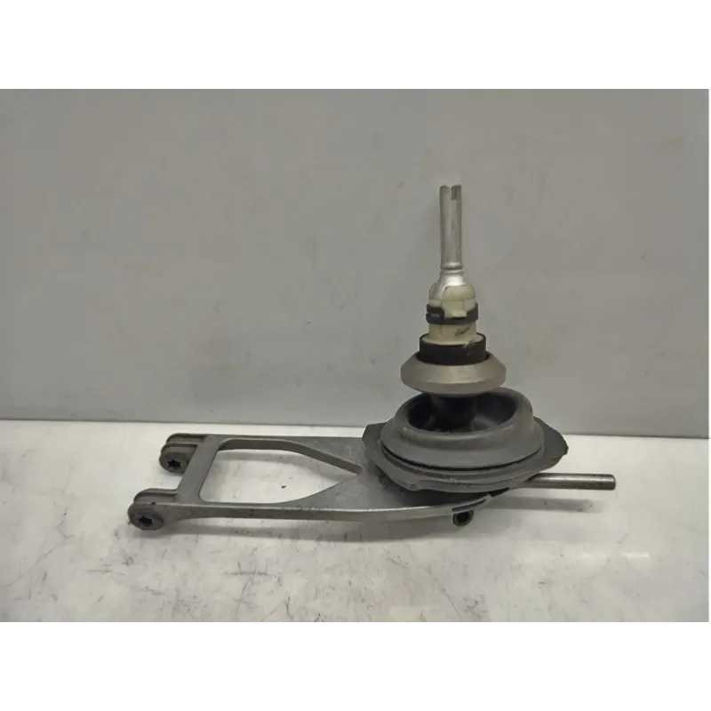 Tringlerie boite bmw serie 1 e87/e81