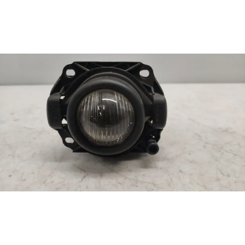 Phare anti-brouillard gauche bmw x3 e83