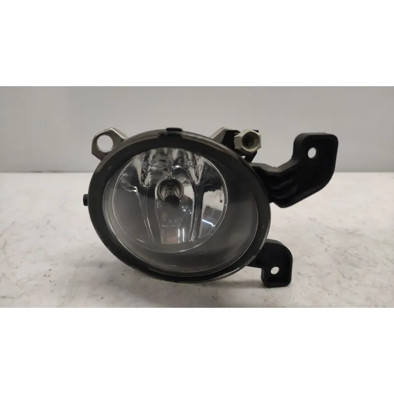 Phare anti-brouillard droit audi a2