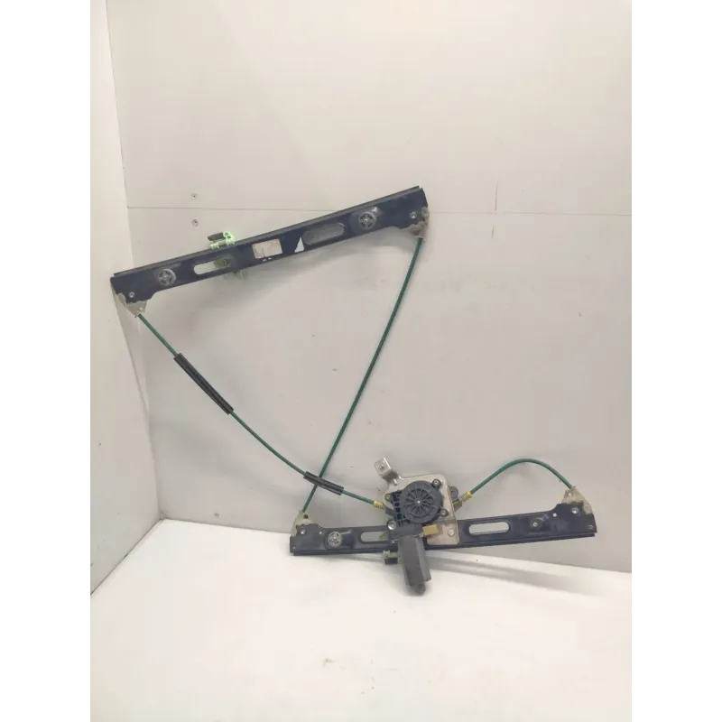 Mecanisme + moteur de leve-glace avant droite bmw serie 3 e46