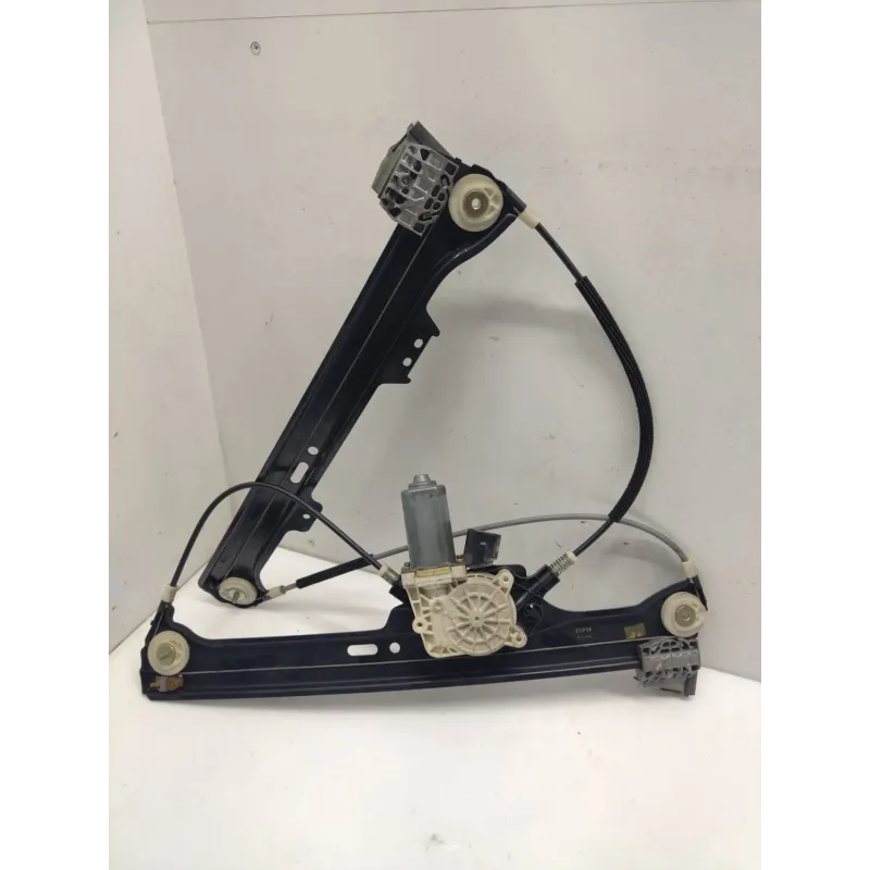 Mecanisme + moteur de leve-glace avant droite bmw serie 5 e60/e61