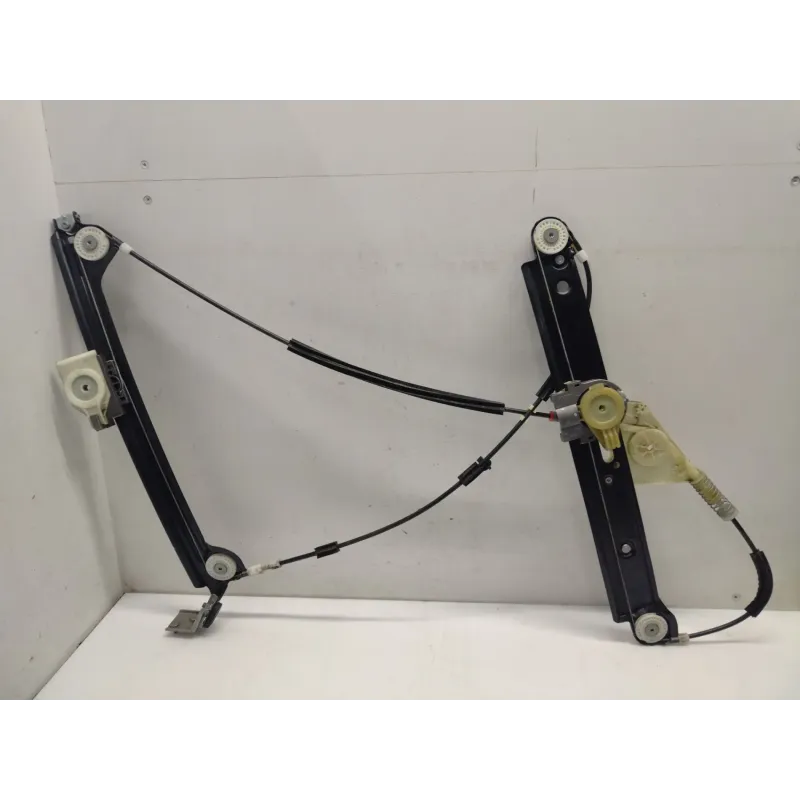 Leve-vitre avant droit bmw serie 1 e87/e81