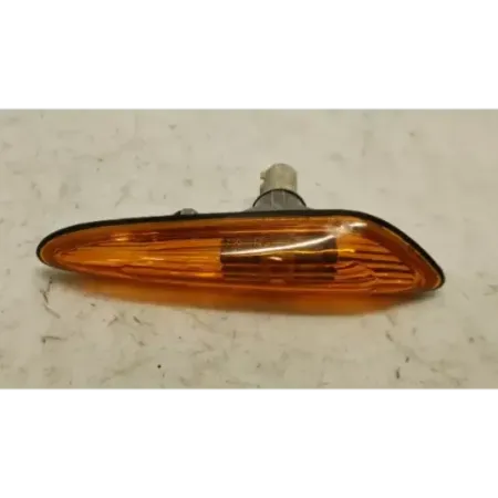 Repetiteur avant droit bmw serie 3 e46