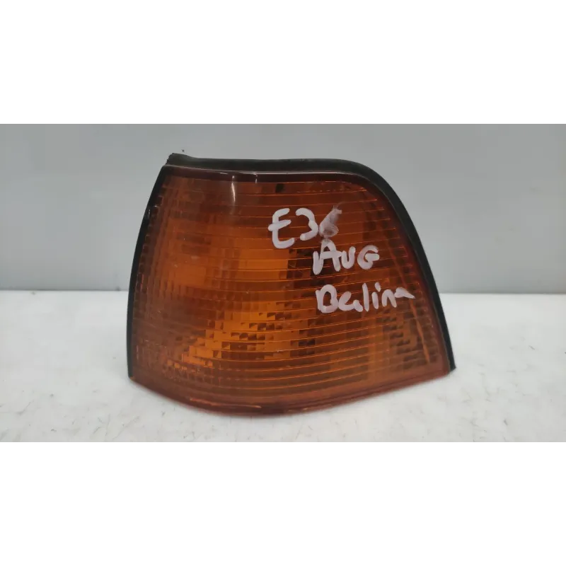 Clignotant avant gauche bmw serie 3 e36