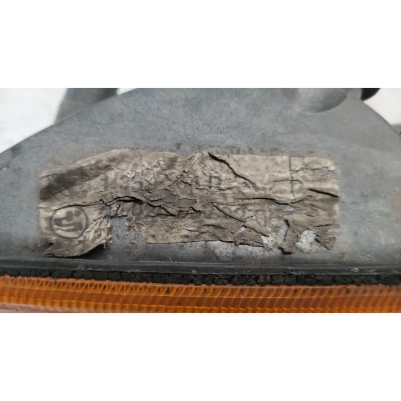 Clignotant avant droit bmw serie 3 e21