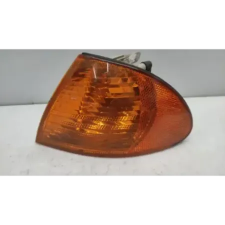 Clignotant avant gauche bmw serie 3 e46